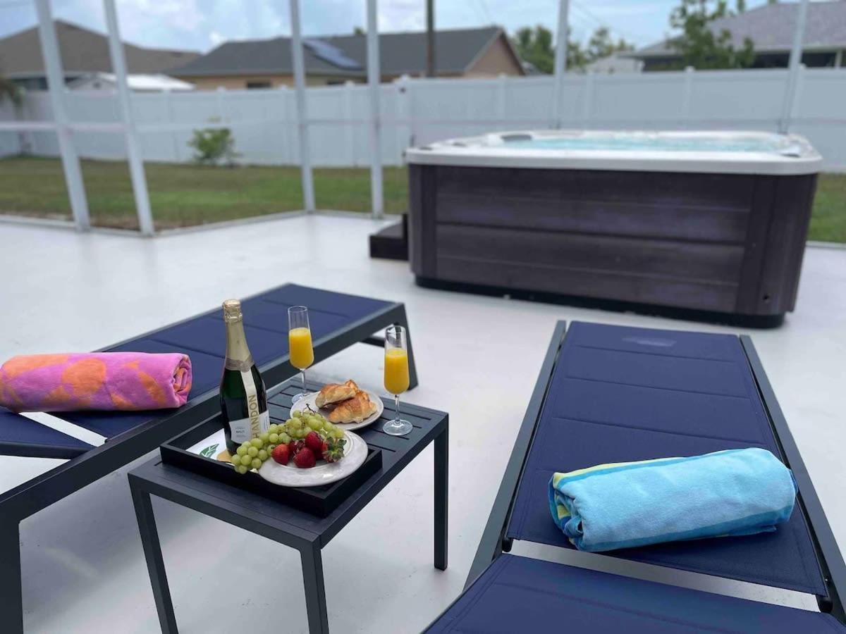 Endless Summer Retreat Jacuzzi 3Kingbed Airhockey Кейп Корал Екстериор снимка